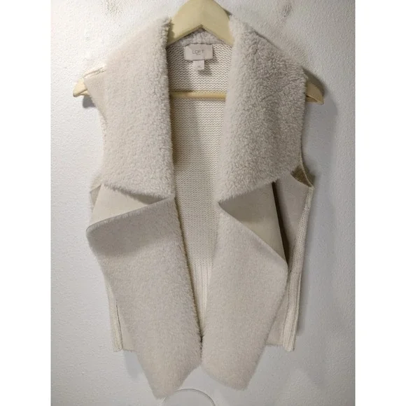 3/$20 LOFT Ivory Cream White Suede Sherpa Open Front Knit Vest Size XS - Picture 1 of 7